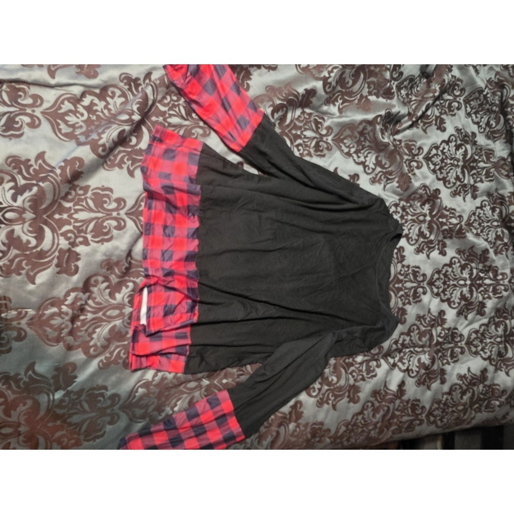 XXL Long Sleeve Black Tunic With Red Plaid Accents